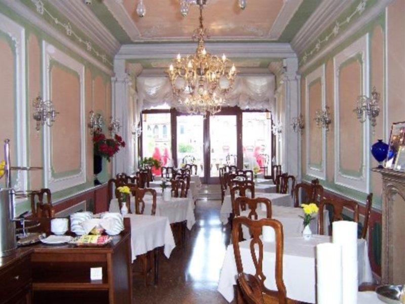 Hotel San Cassiano Ca'favretto Venetië